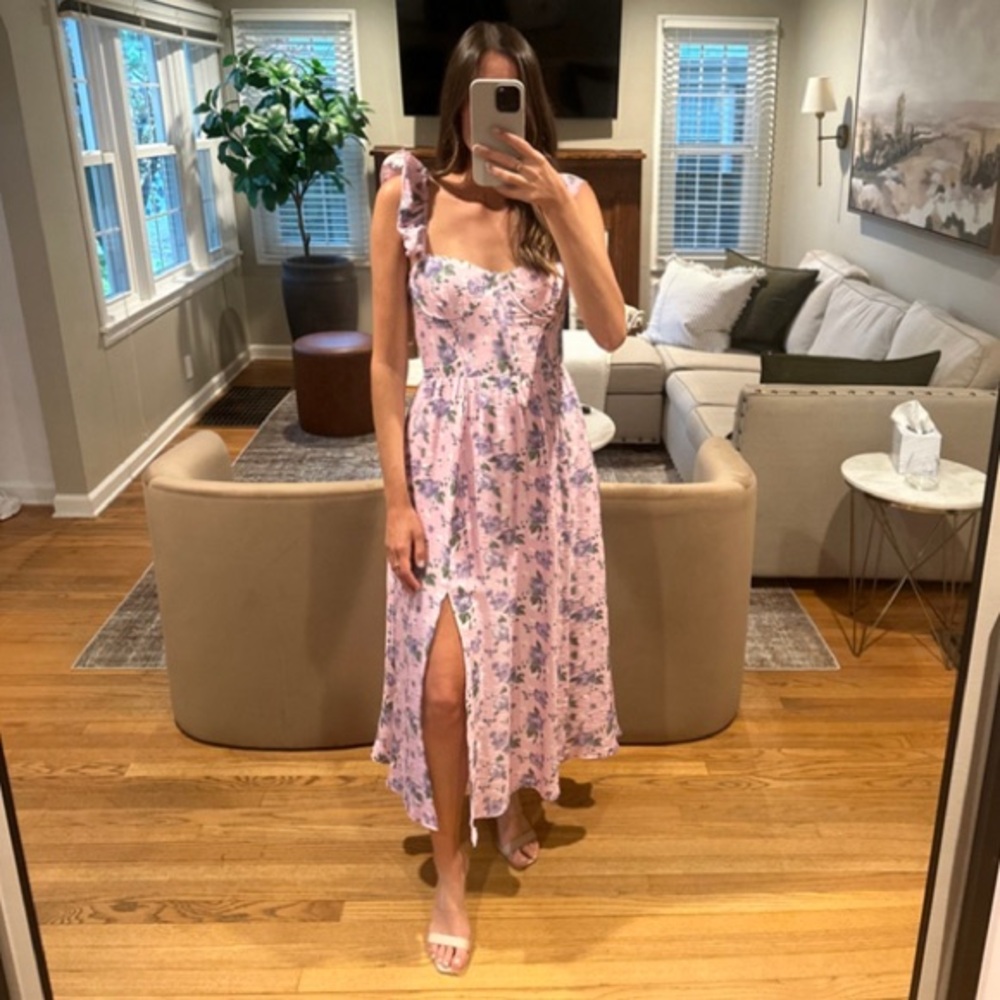 ASTR Wedelia Dress in Purple Floral - Picture 7 of 12